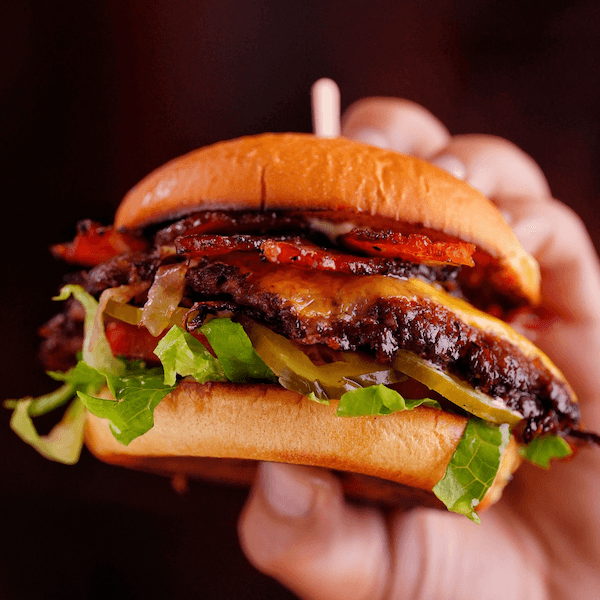 MAMAS CLASSIC BURGER